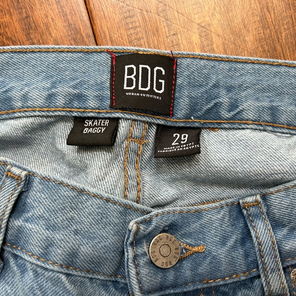 BDG Light Wash Skater Baggy Jeans - Picture 7 of 8